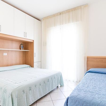 Ca' Mira Apartments Caorle Exterior photo